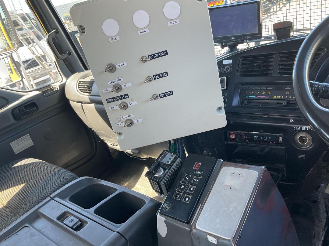 Photo '17' of Isuzu FVZ 1400A Tanker Photo '17' of Isuzu FVZ 1400A Tanker