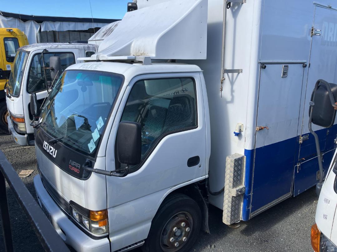 Photo '7' of Isuzu NPR 450 Box Body