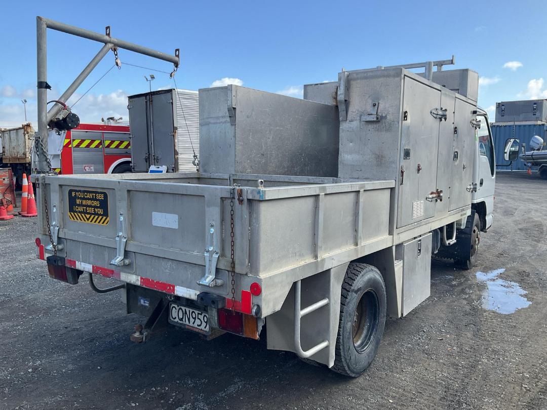 Photo '5' of Isuzu NPR 250 Service Vehicle