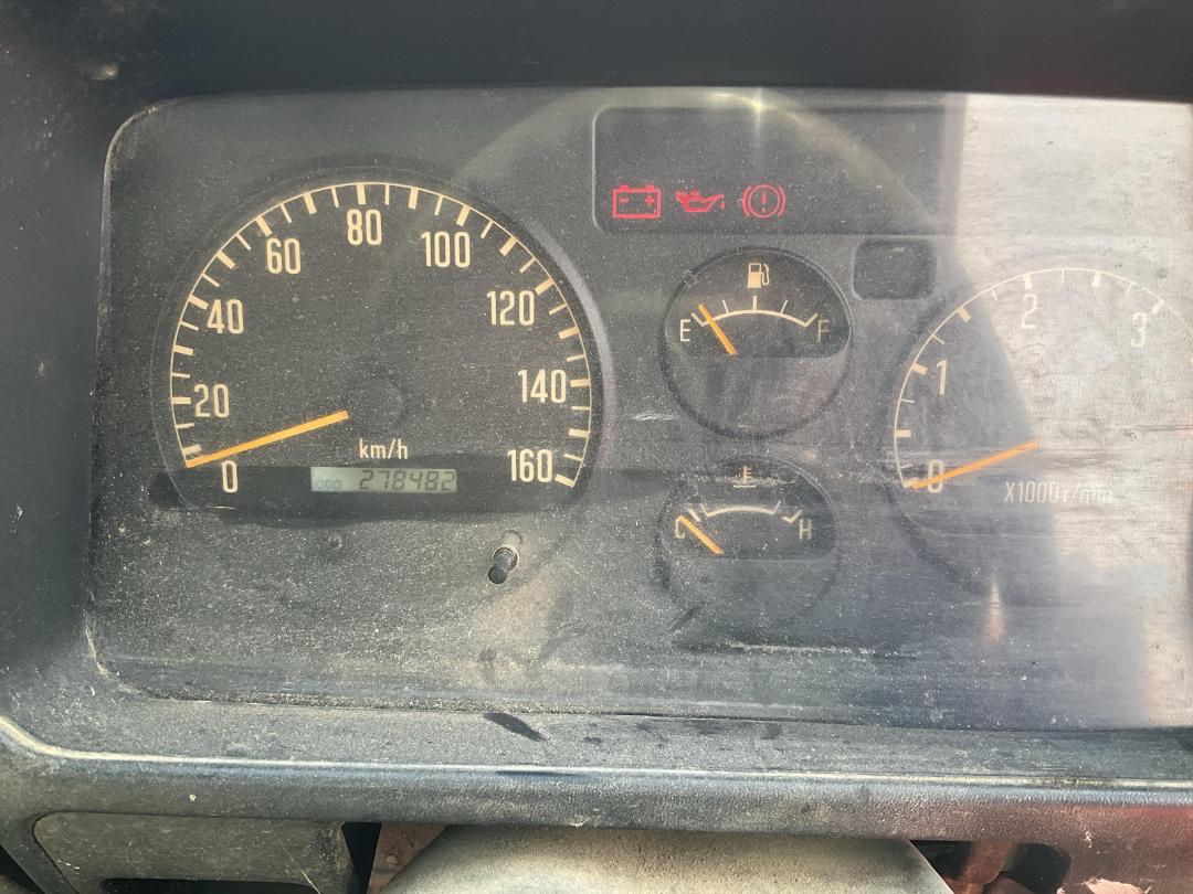 Photo '21' of Isuzu NPR 250 Service Vehicle