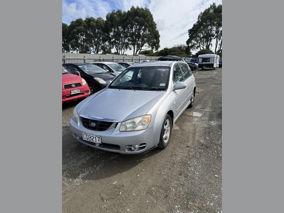 Photo '8' of KIA Cerato