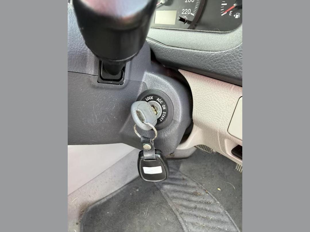 Photo '13' of KIA Cerato