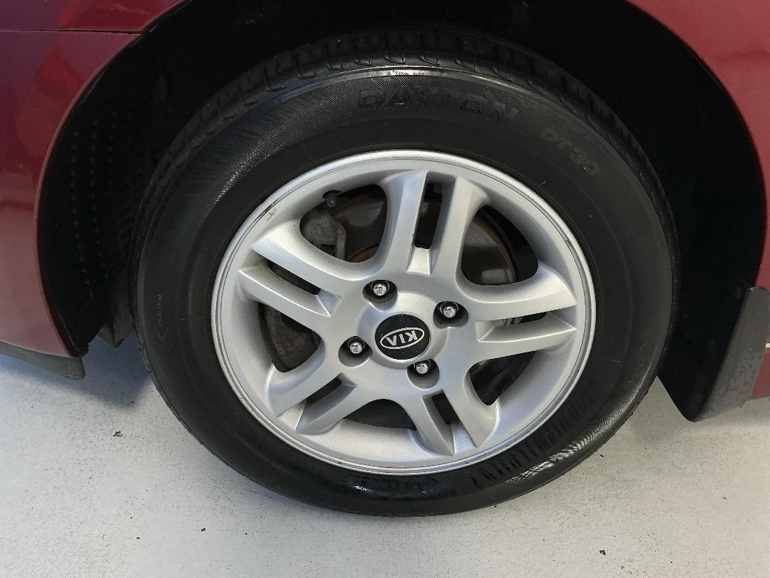 Photo '10' of KIA Cerato