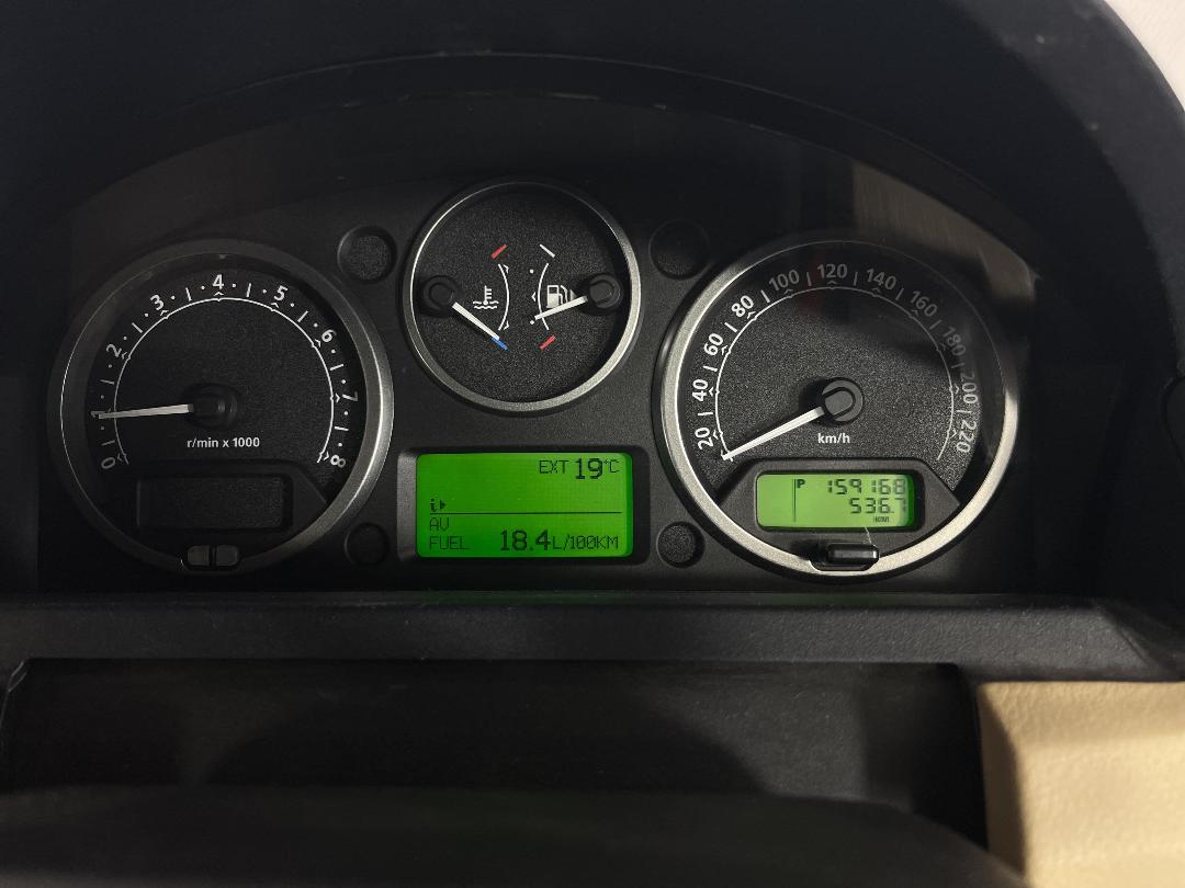 Photo '21' of Land Rover Discovery Photo '21' of Land Rover Discovery