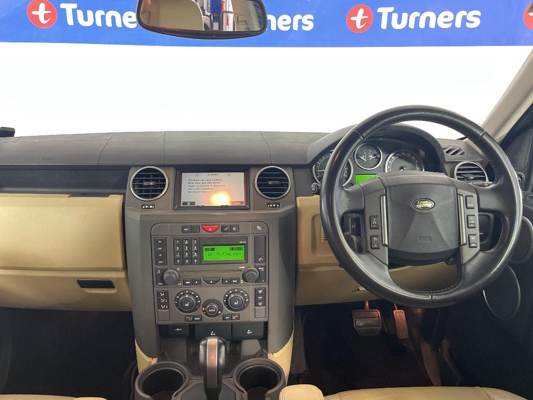 Photo '17' of Land Rover Discovery Photo '17' of Land Rover Discovery