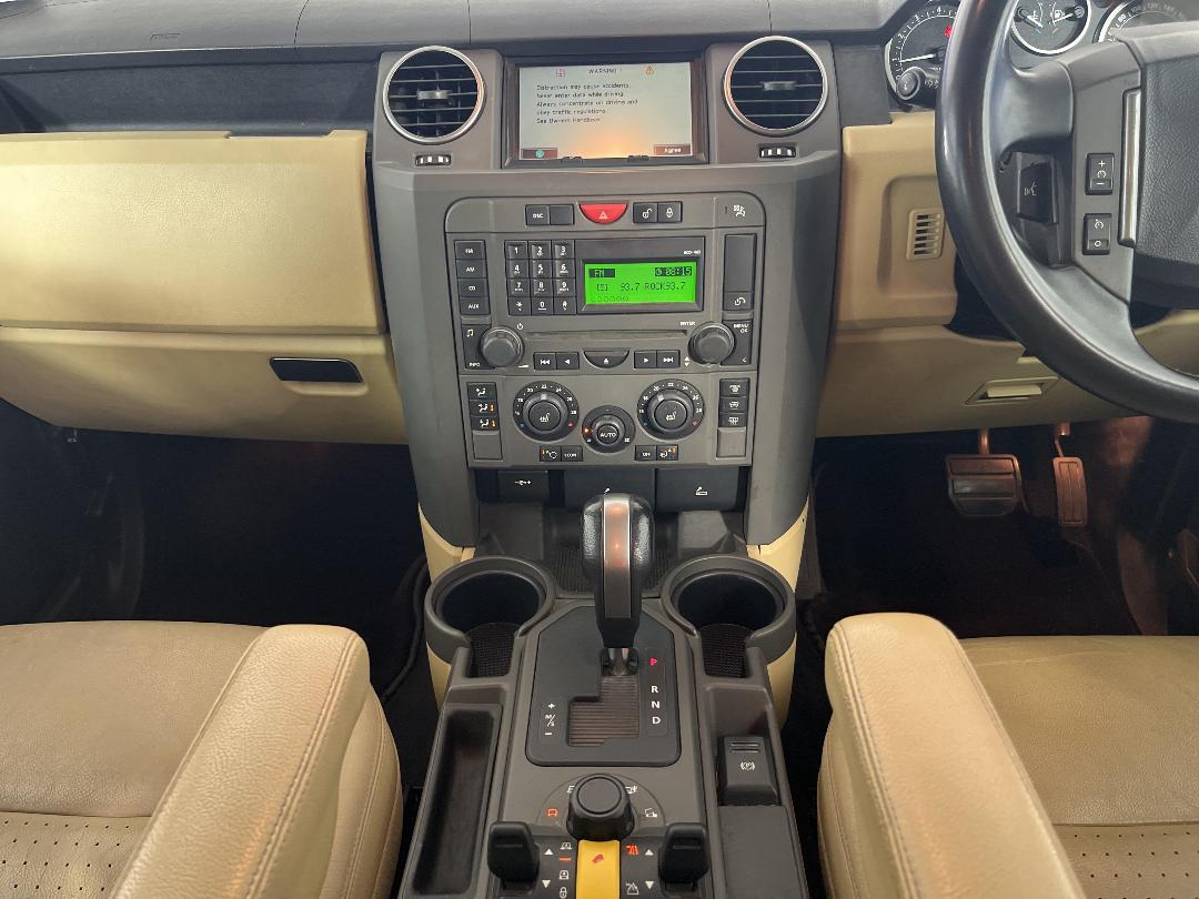 Photo '18' of Land Rover Discovery Photo '18' of Land Rover Discovery