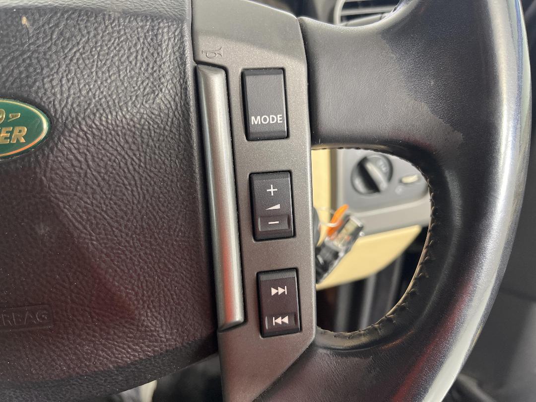 Photo '26' of Land Rover Discovery Photo '26' of Land Rover Discovery