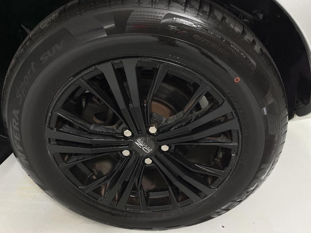 Photo '9' of Land Rover Discovery Photo '9' of Land Rover Discovery