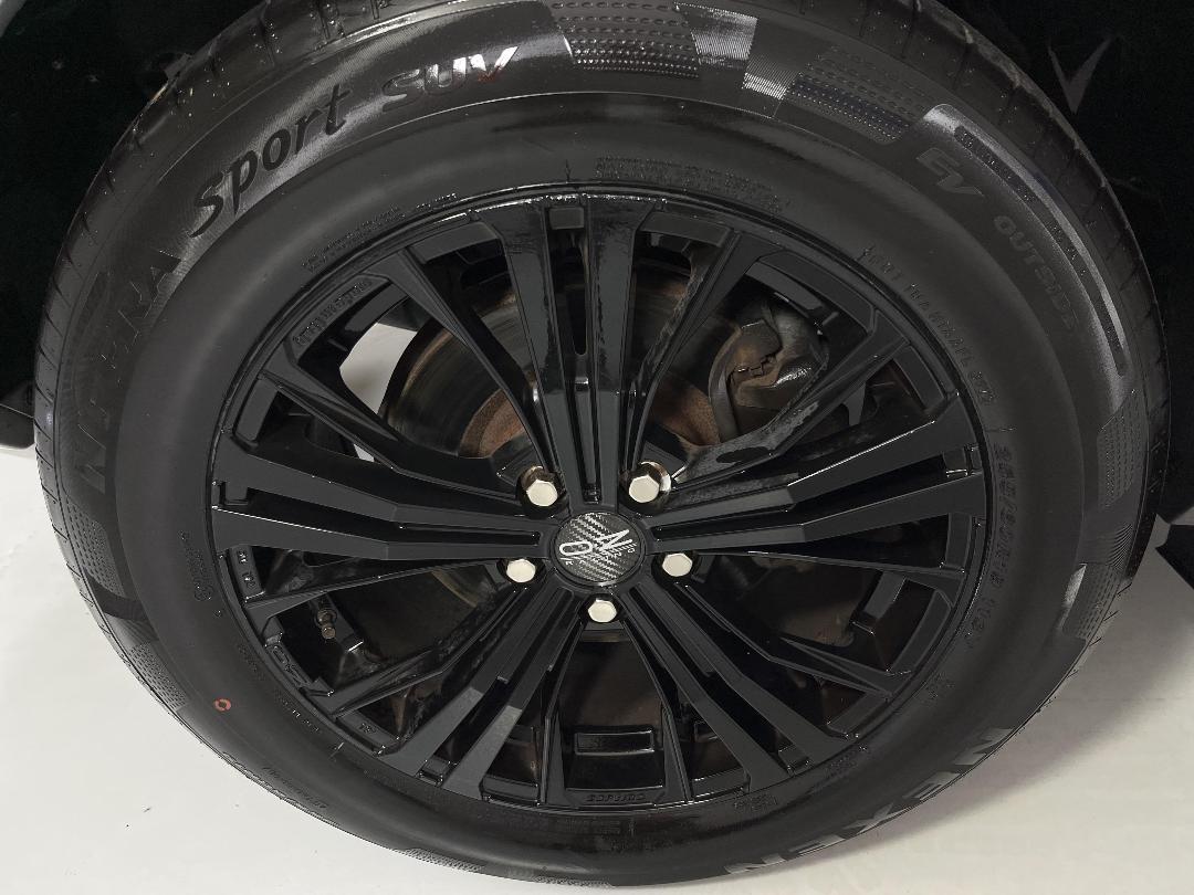 Photo '10' of Land Rover Discovery Photo '10' of Land Rover Discovery