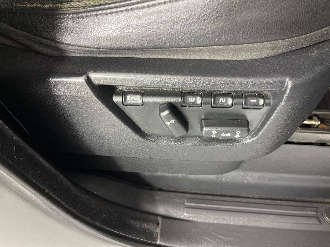 Photo '26' of Land Rover Discovery Photo '26' of Land Rover Discovery