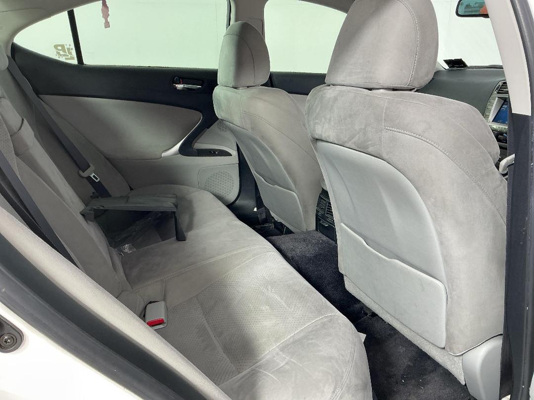 Photo '18' of Lexus IS250 Photo '18' of Lexus IS250