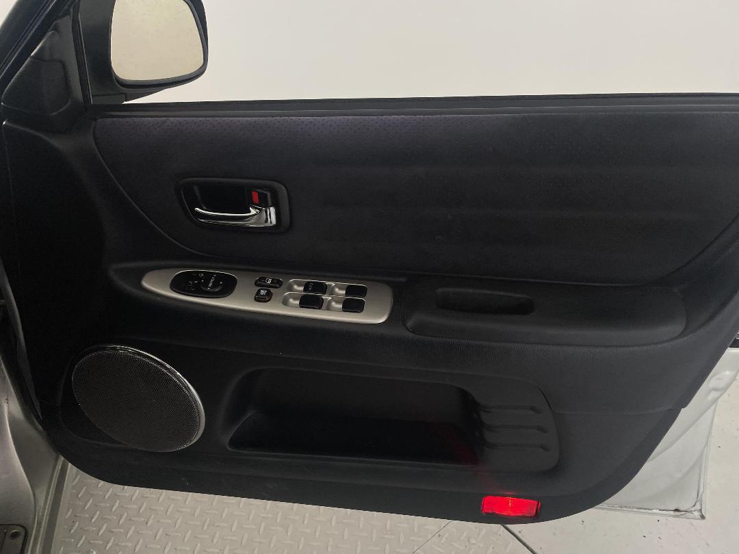 Photo '15' of Lexus IS300