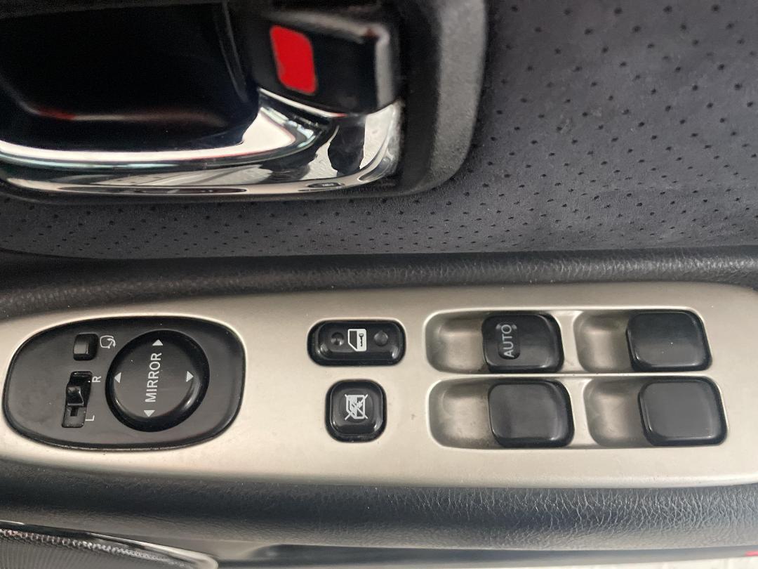 Photo '23' of Lexus IS300