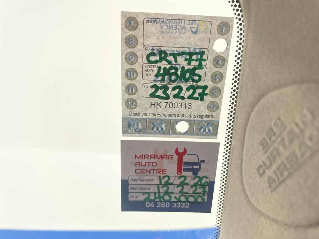 Photo '30' of Lexus IS300