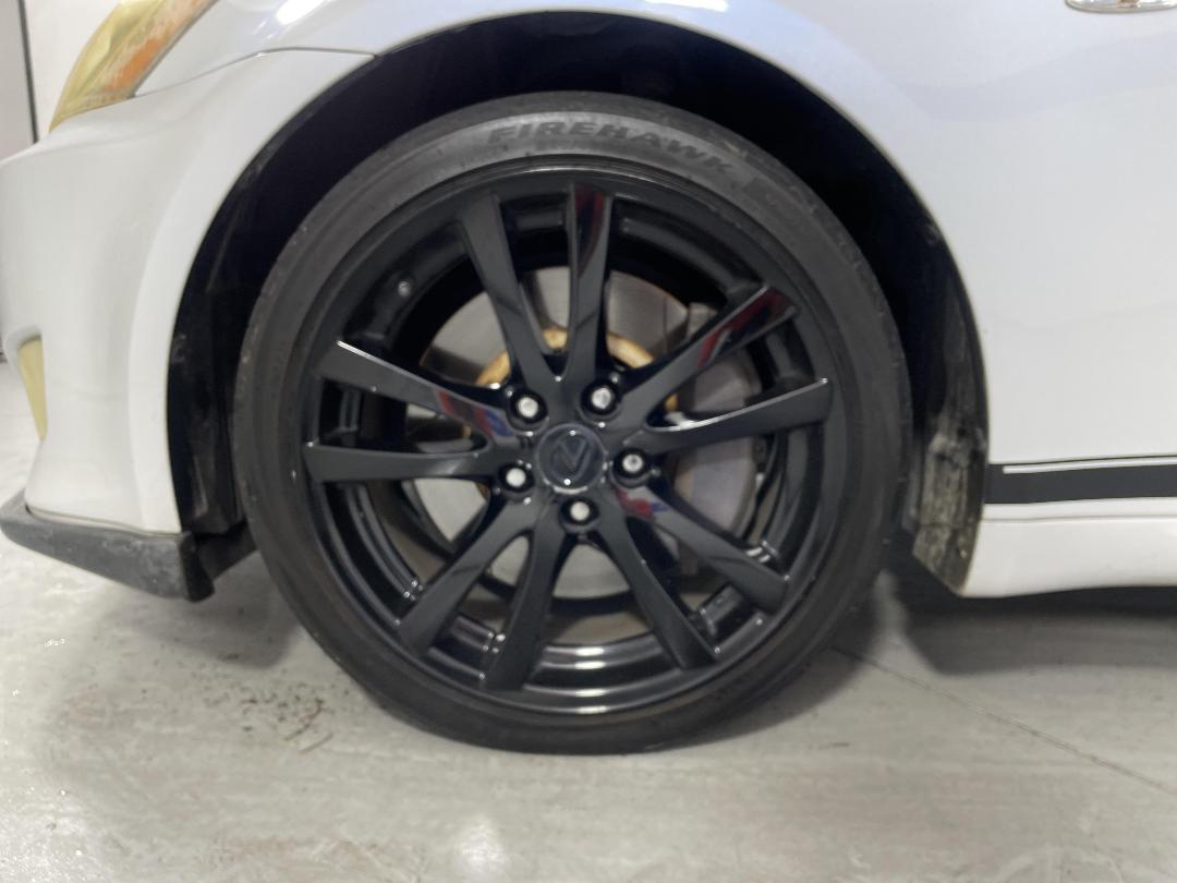 Photo '10' of Lexus IS350