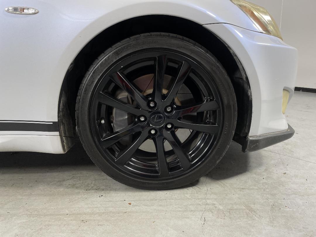 Photo '9' of Lexus IS350