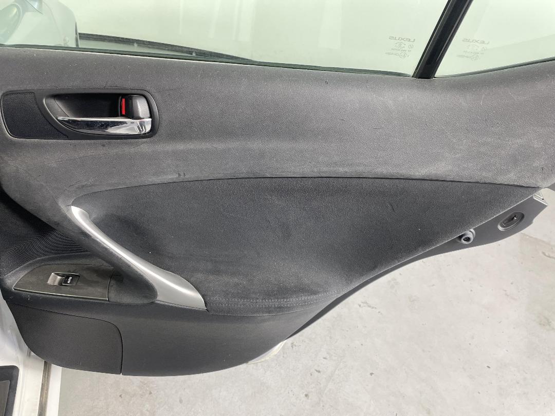 Photo '19' of Lexus IS350