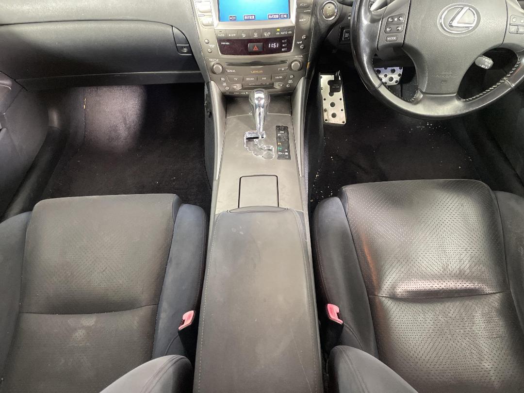 Photo '18' of Lexus IS350