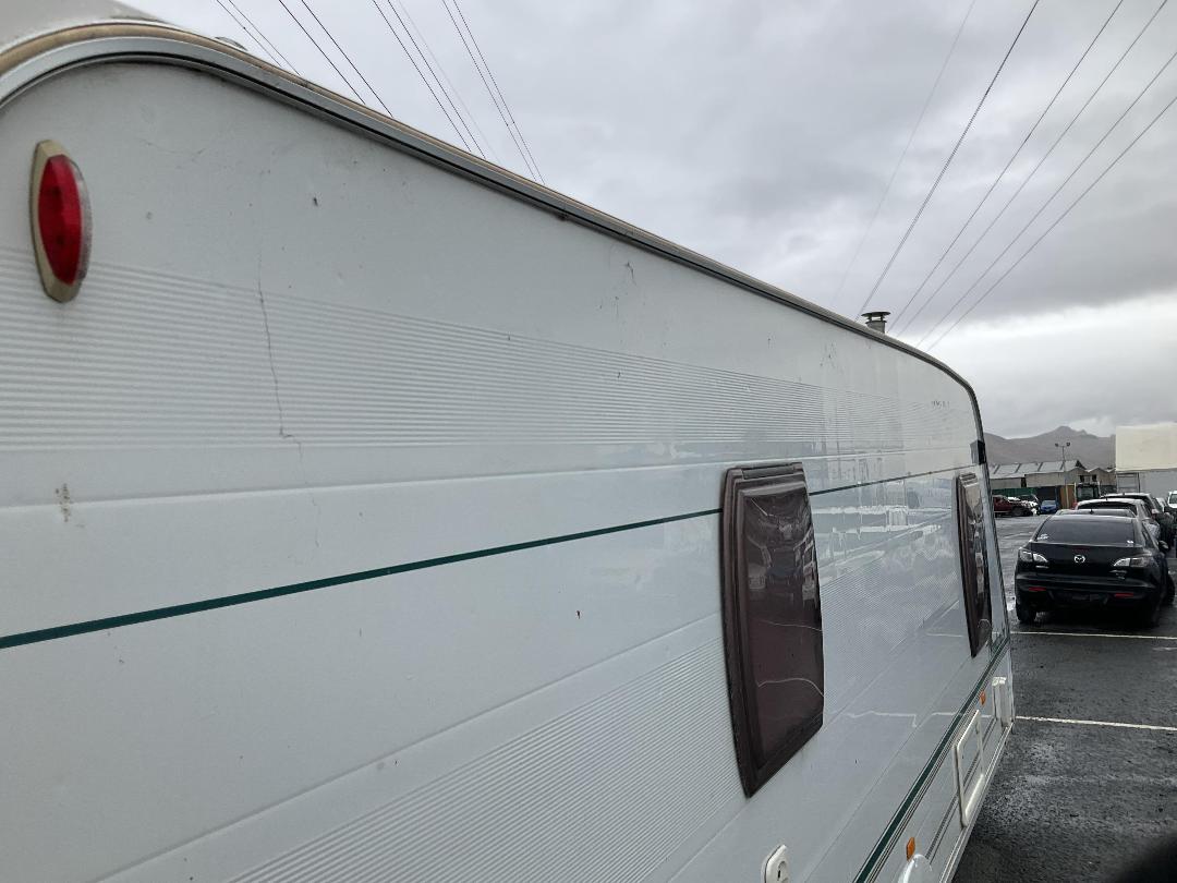 Photo '14' of Lunar Freelander Caravan - Single