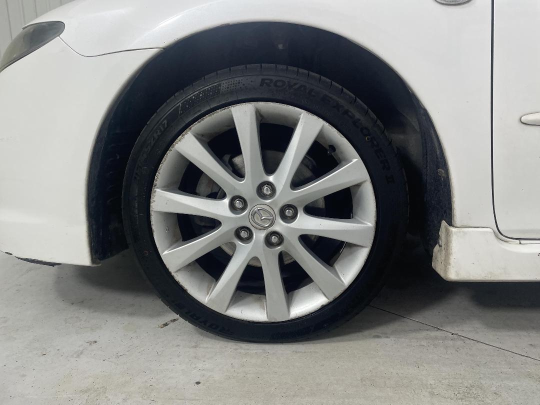 Photo '10' of Mazda Atenza