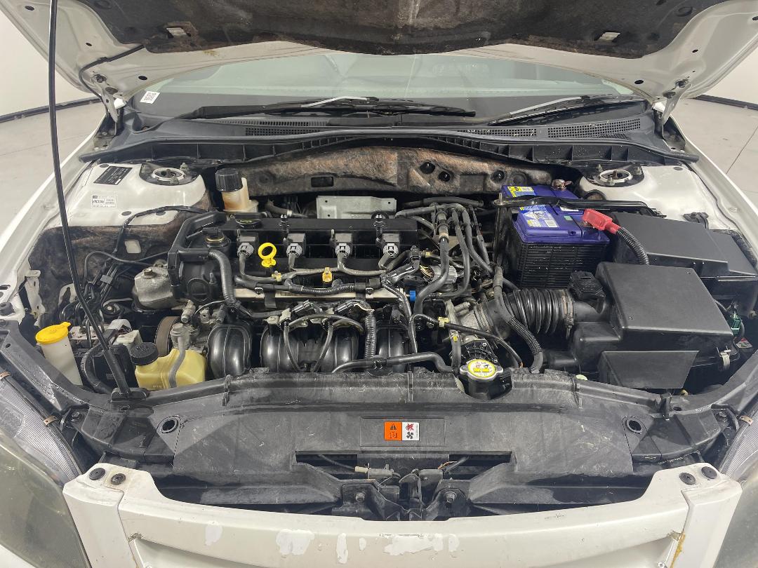 Photo '13' of Mazda Atenza