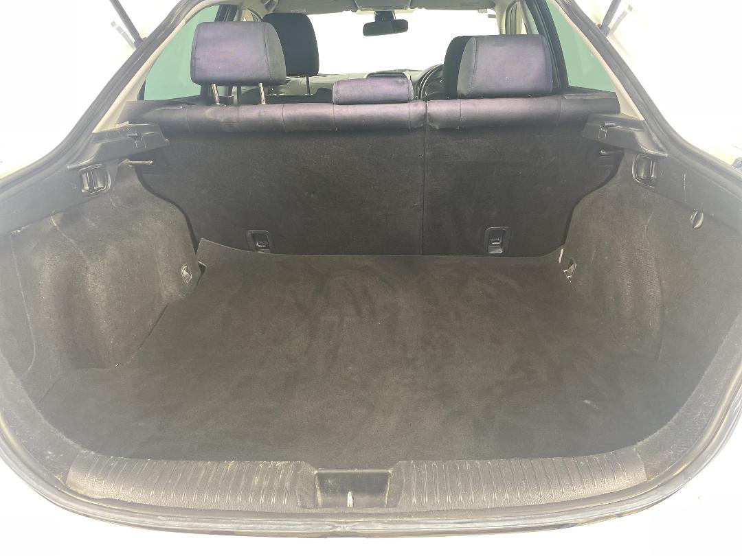 Photo '14' of Mazda Atenza