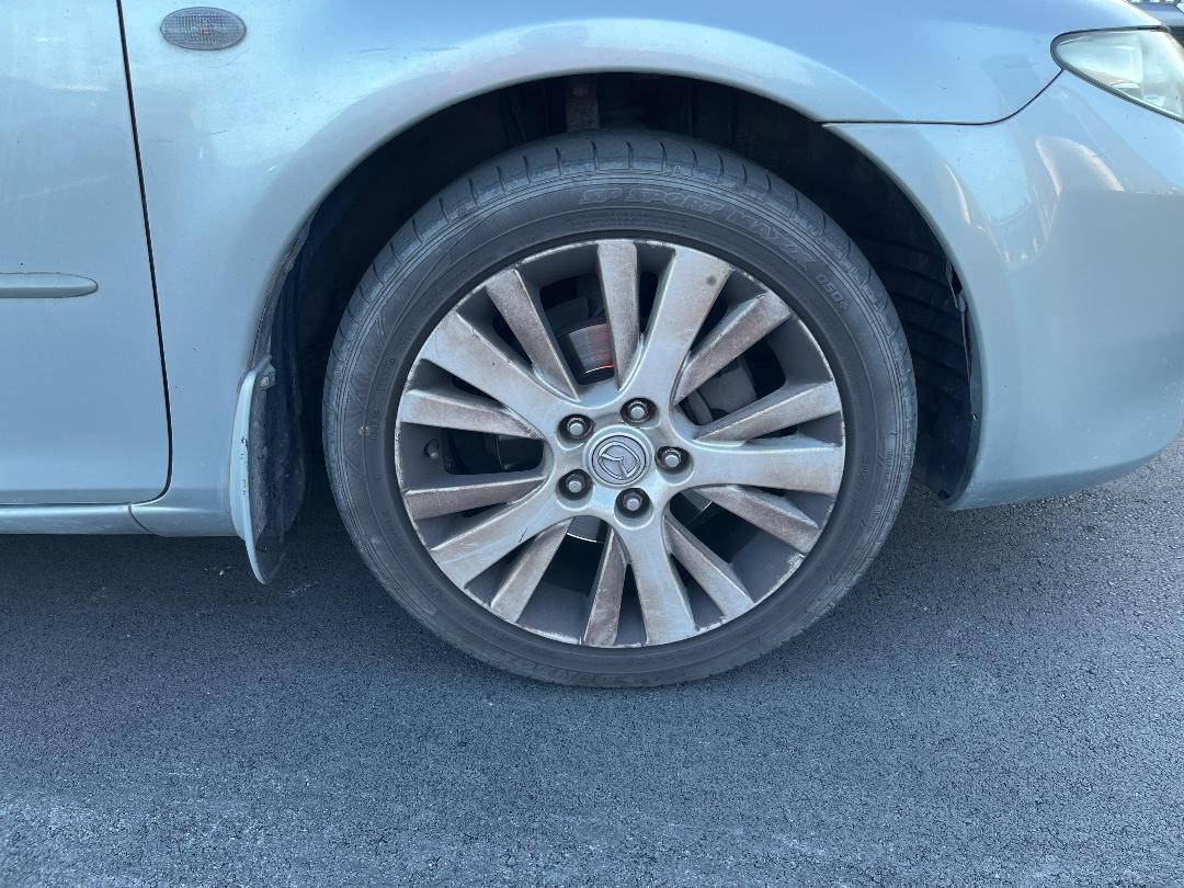 Photo '2' of Mazda Atenza