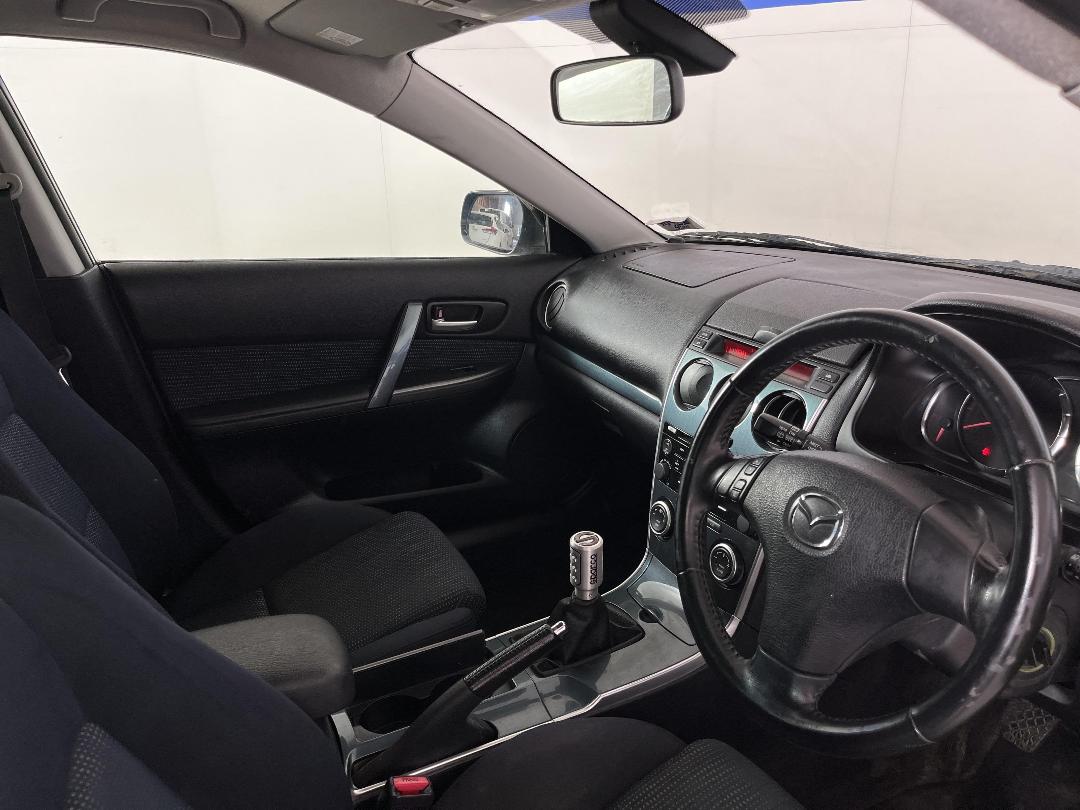 Photo '16' of Mazda Atenza Photo '16' of Mazda Atenza