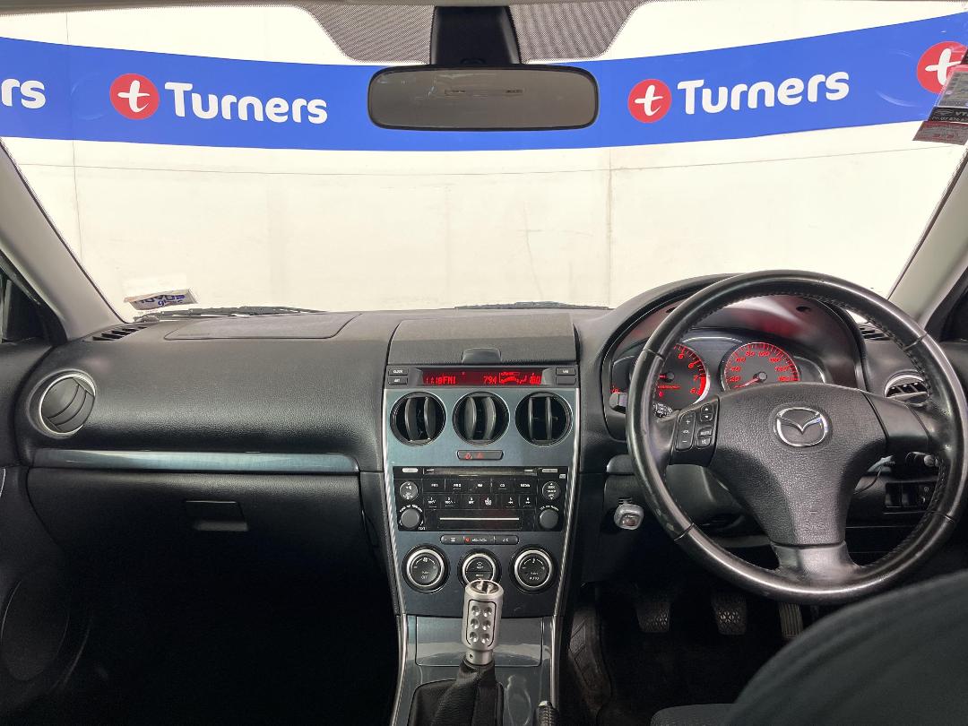 Photo '17' of Mazda Atenza Photo '17' of Mazda Atenza