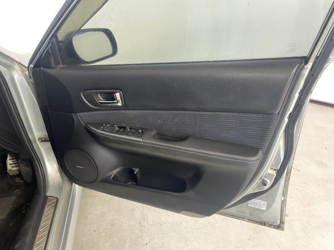 Photo '13' of Mazda Atenza