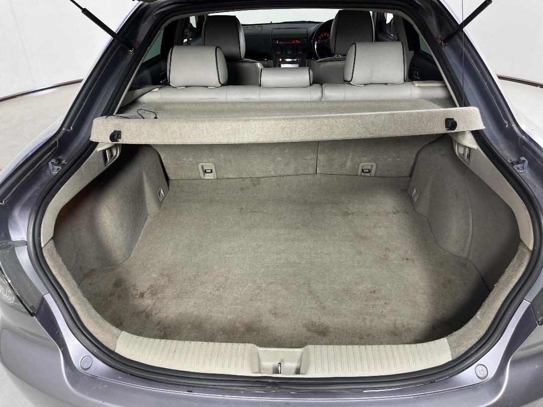 Photo '14' of Mazda Atenza