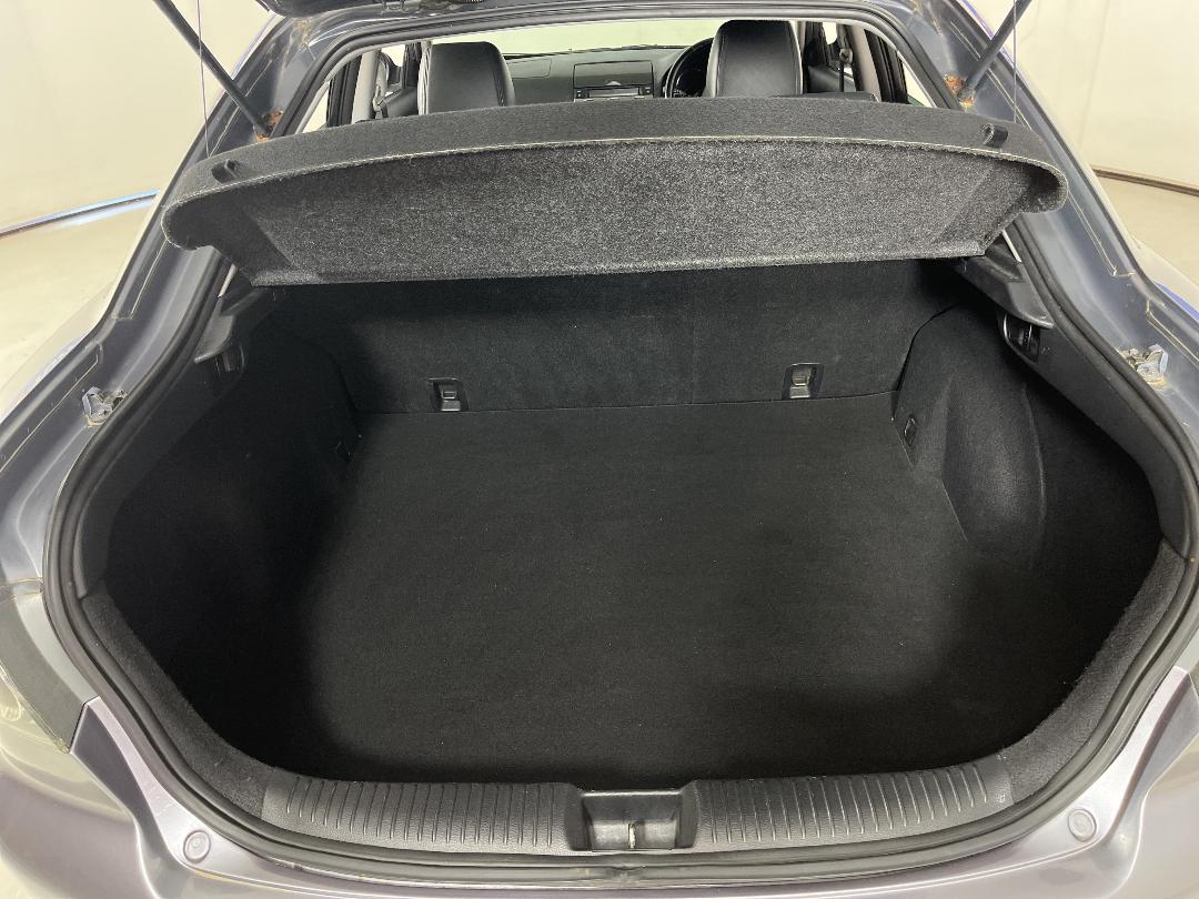 Photo '14' of Mazda Atenza Photo '14' of Mazda Atenza