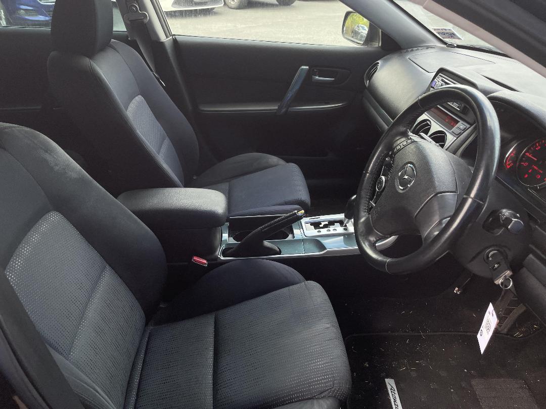 Photo '15' of Mazda Atenza