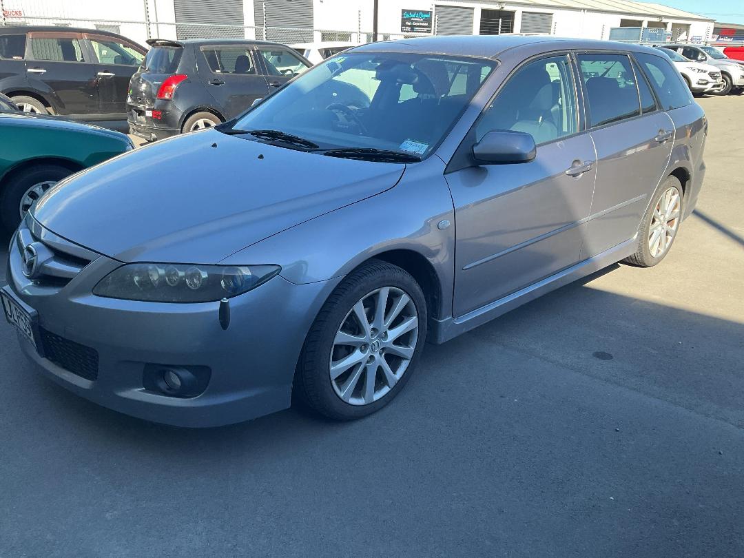 Photo '2' of Mazda Atenza