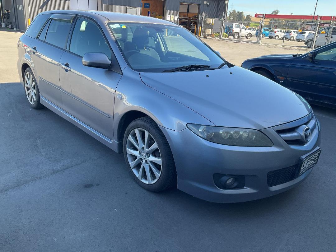 Photo '6' of Mazda Atenza