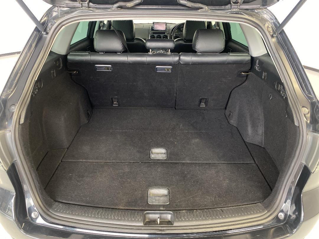 Photo '14' of Mazda Atenza Photo '14' of Mazda Atenza