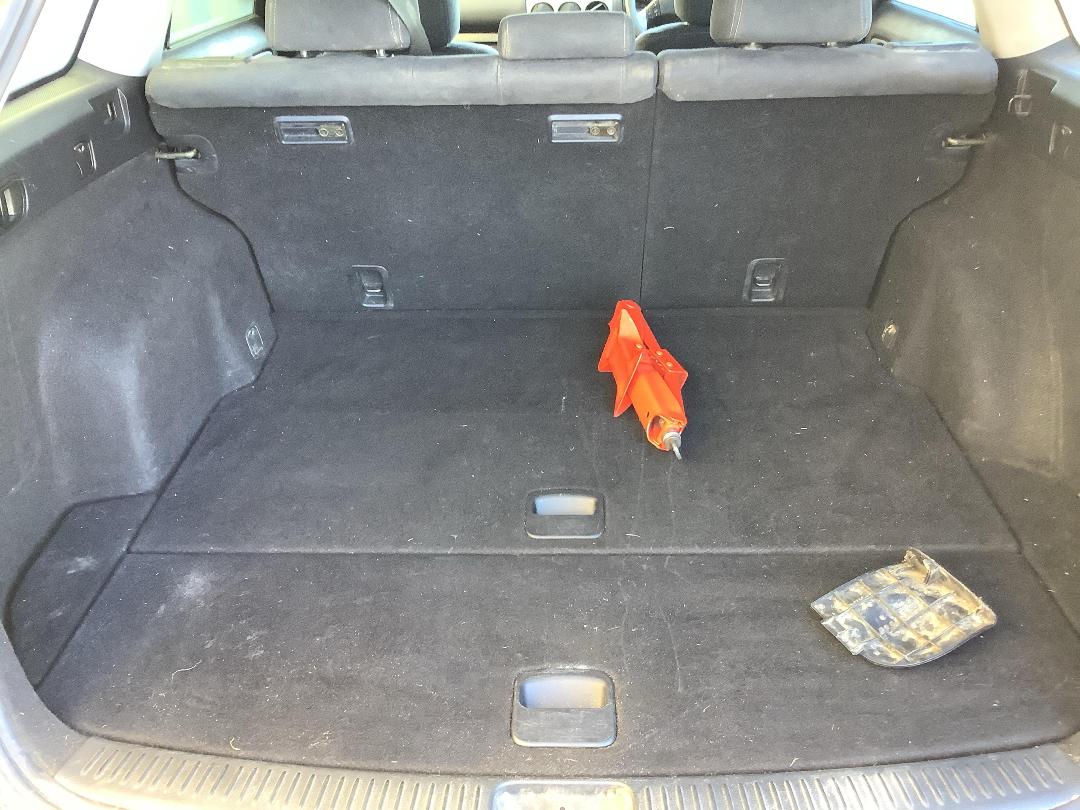 Photo '6' of Mazda Atenza