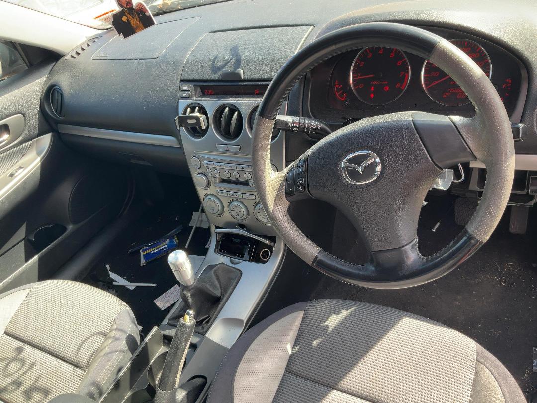 Photo '12' of Mazda Atenza