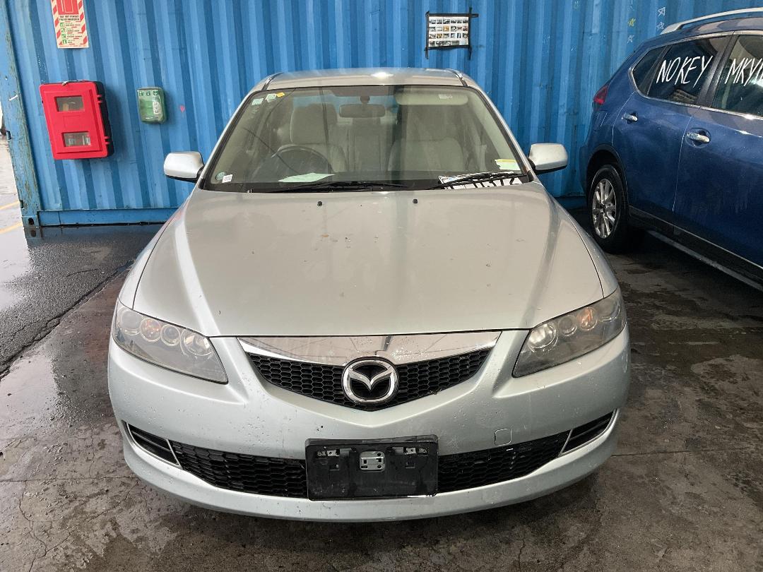 Photo '2' of Mazda Atenza