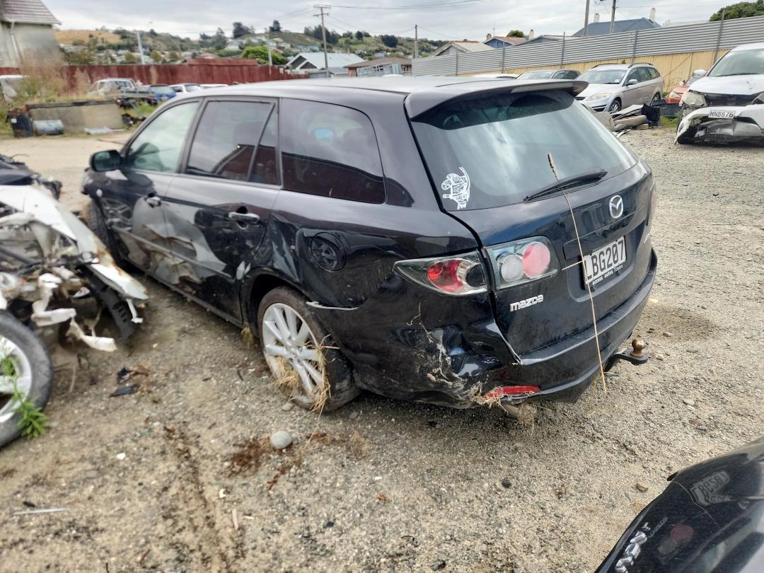 Photo '2' of Mazda Atenza