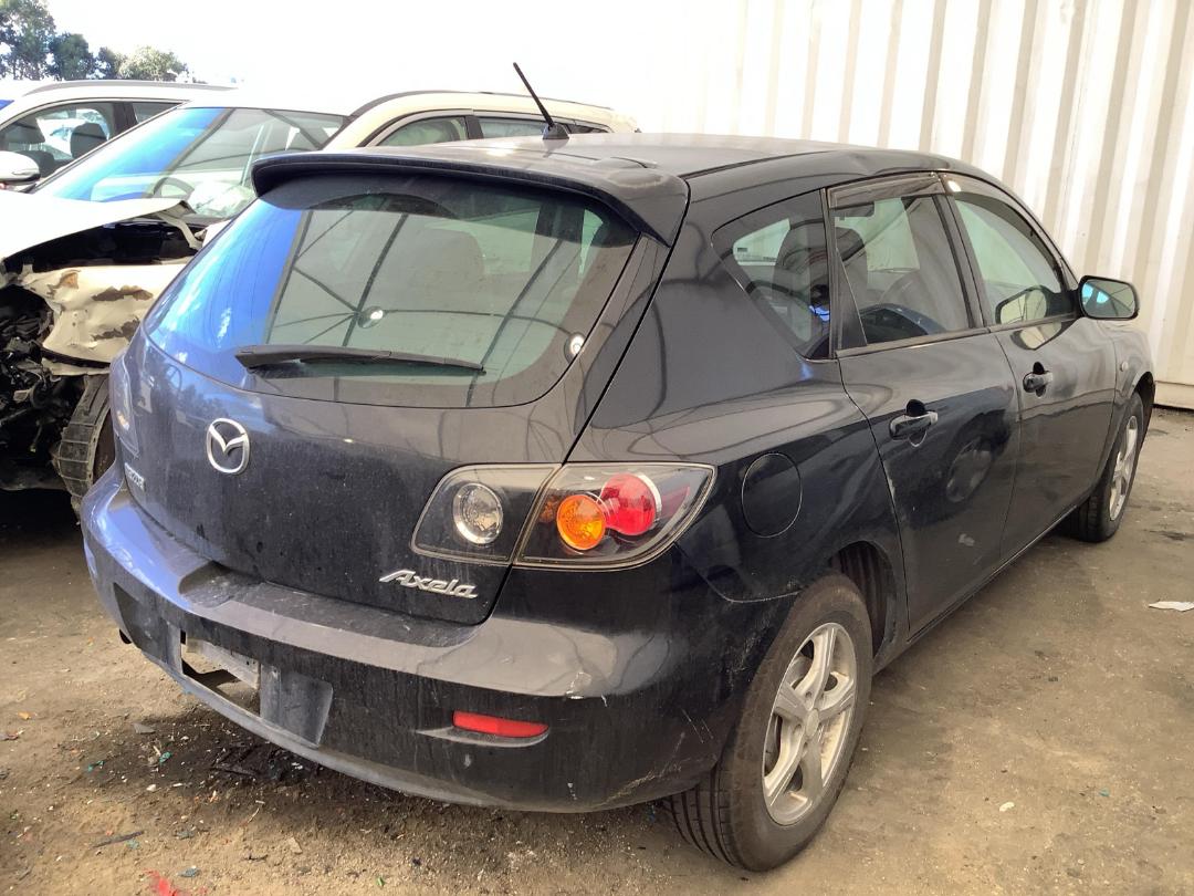 Photo '7' of Mazda Axela Photo '7' of Mazda Axela