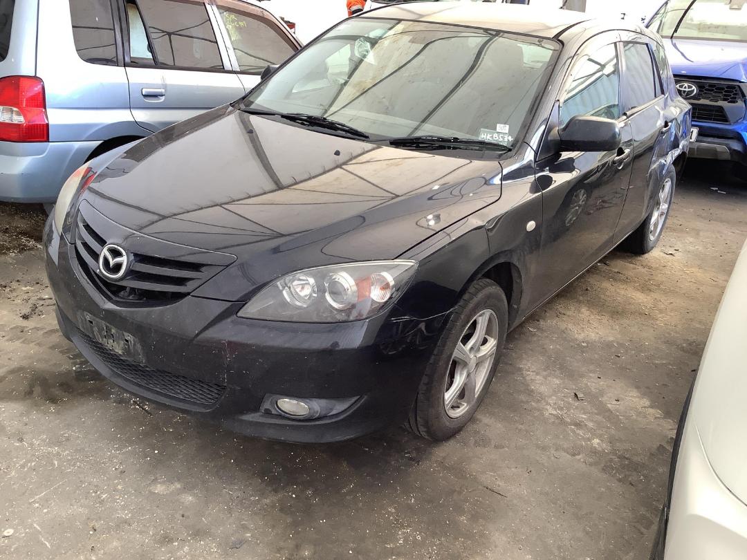 Photo '2' of Mazda Axela Photo '2' of Mazda Axela