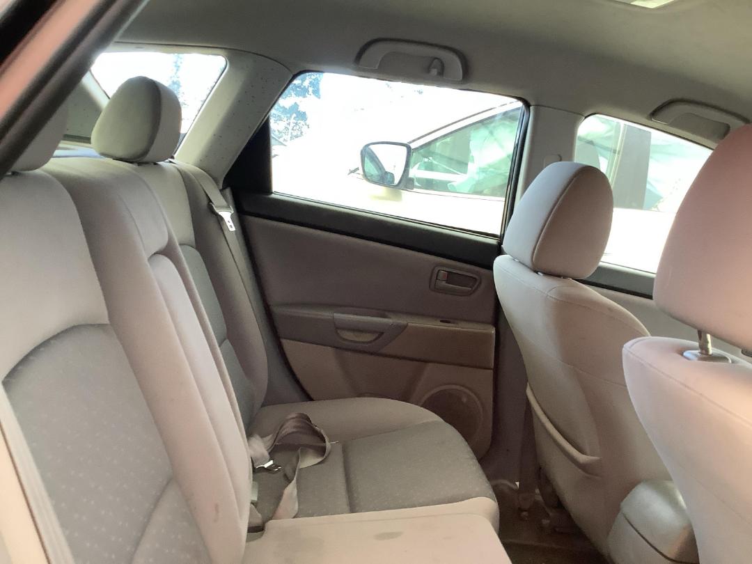 Photo '11' of Mazda Axela Photo '11' of Mazda Axela