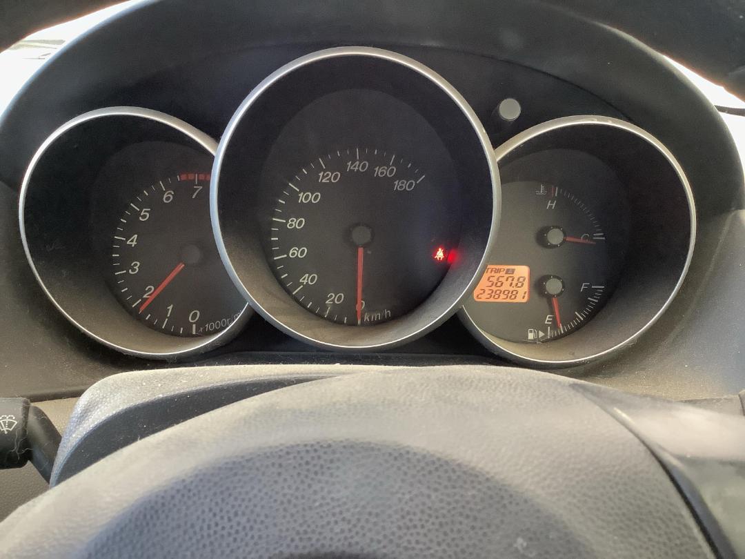 Photo '14' of Mazda Axela Photo '14' of Mazda Axela