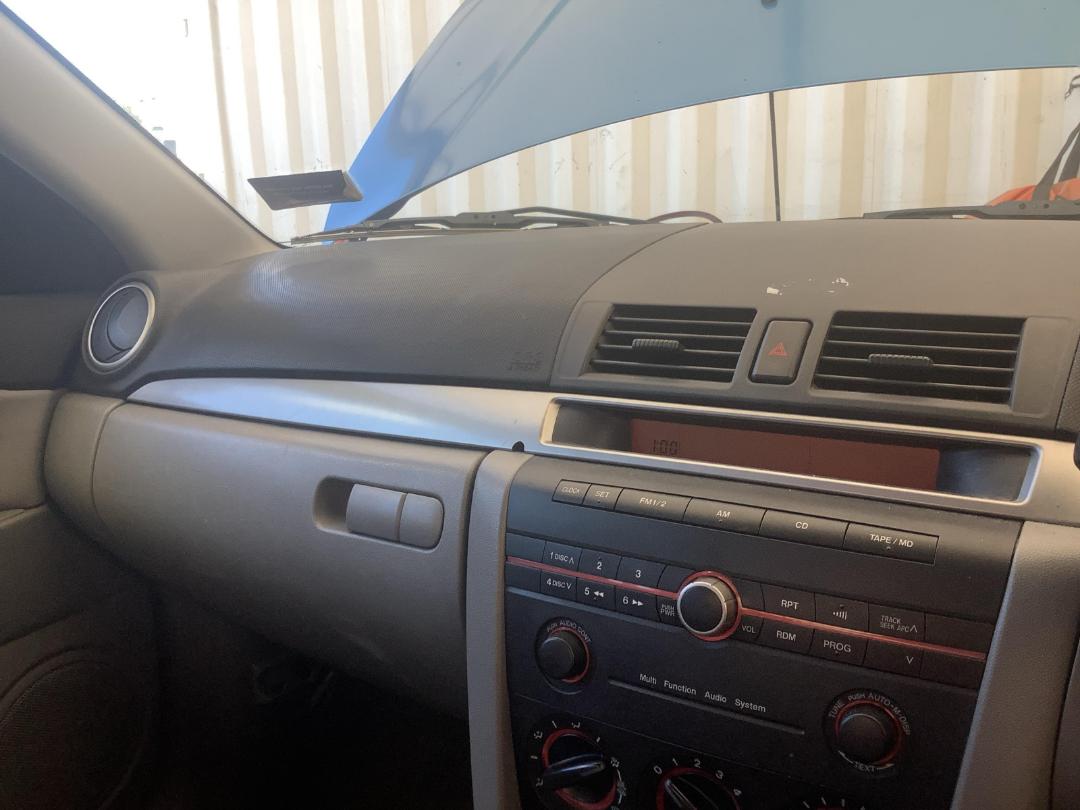 Photo '15' of Mazda Axela Photo '15' of Mazda Axela