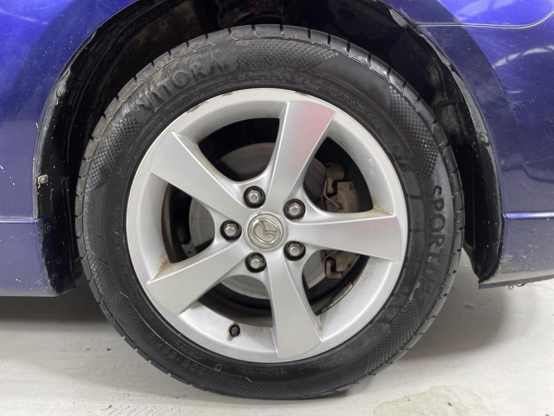 Photo '9' of Mazda Axela