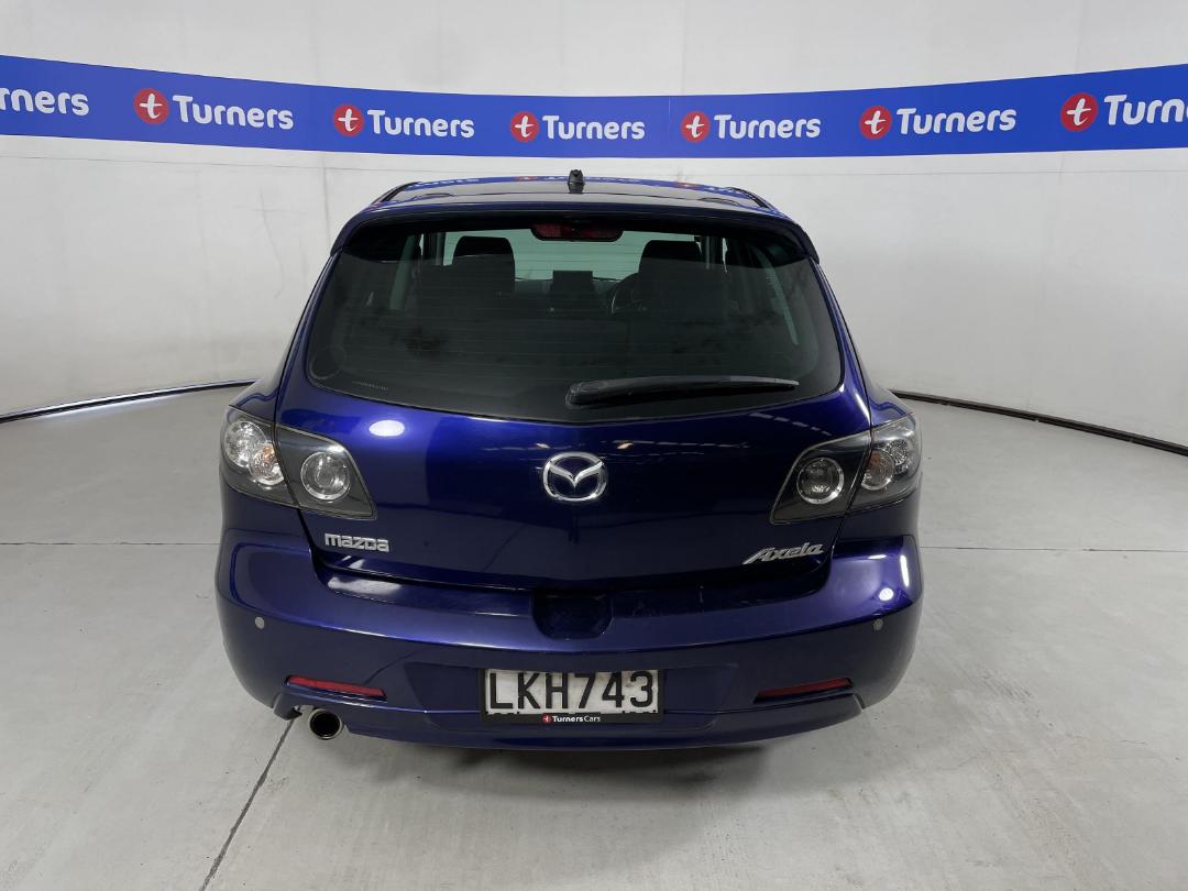 Photo '6' of Mazda Axela