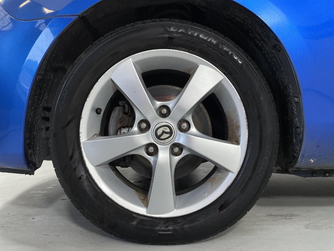 Photo '10' of Mazda Axela Photo '10' of Mazda Axela