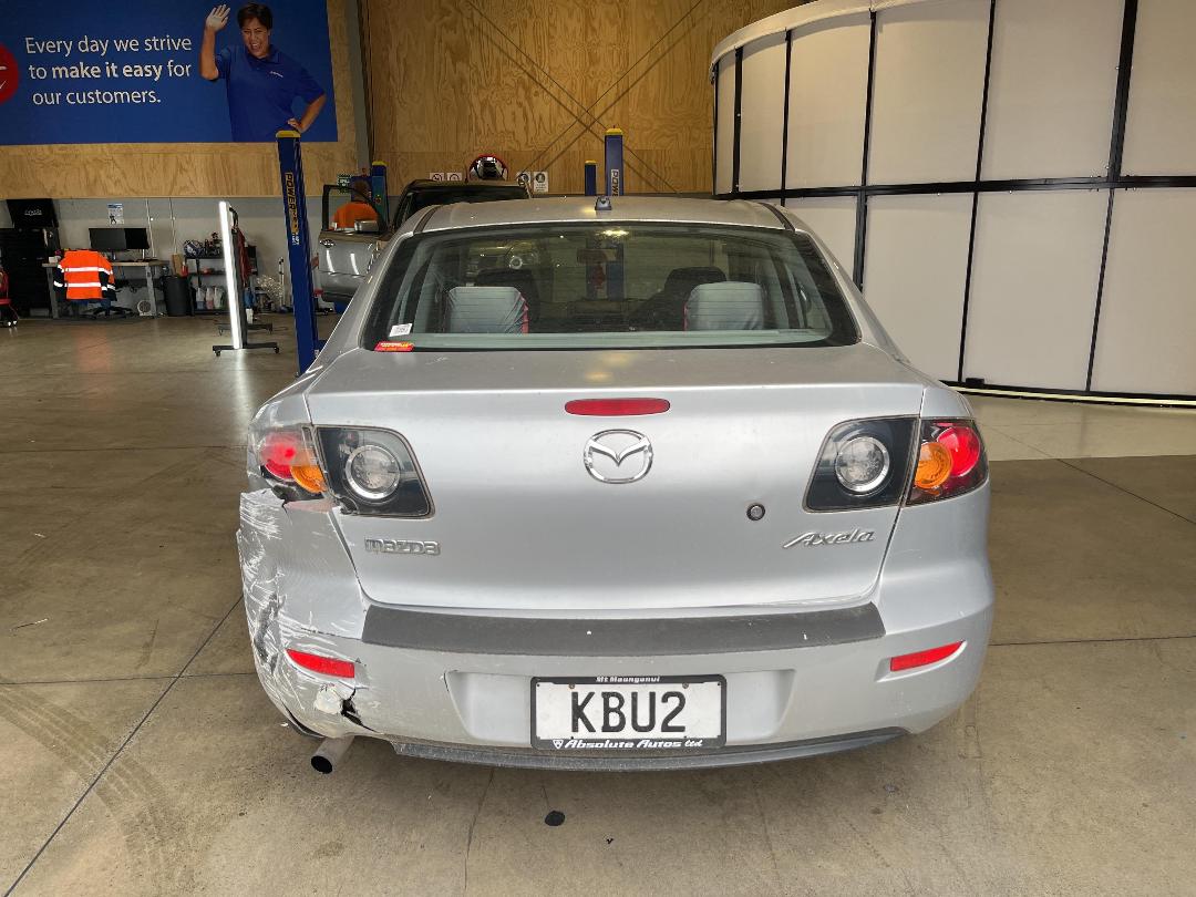 Photo '5' of Mazda Axela