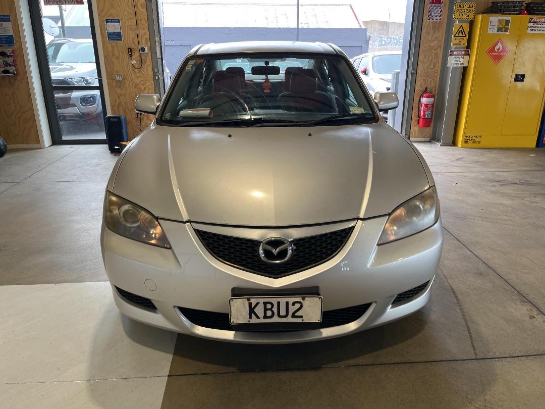 Photo '2' of Mazda Axela